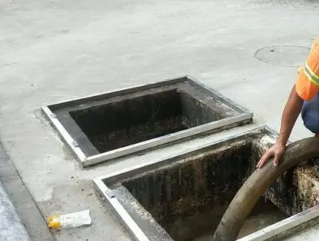 曲水化粪池清理